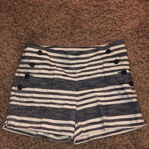 Loft Riviera Shorts with side zipper
